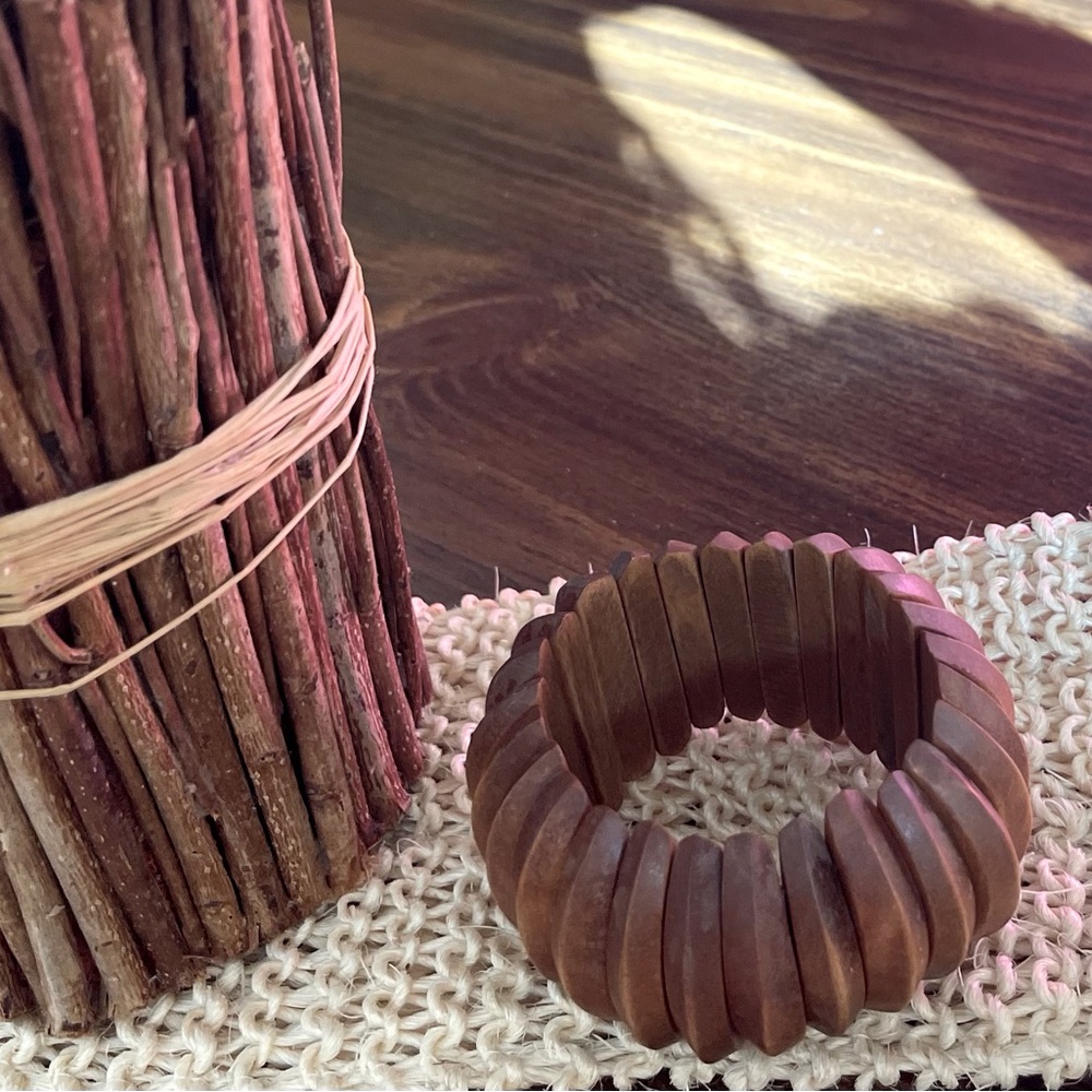 Organic Wooden Stretch Bracelet